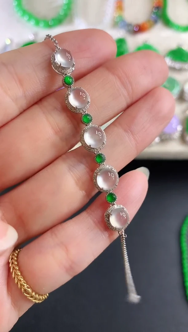 18K金镶嵌手链翡翠85|1