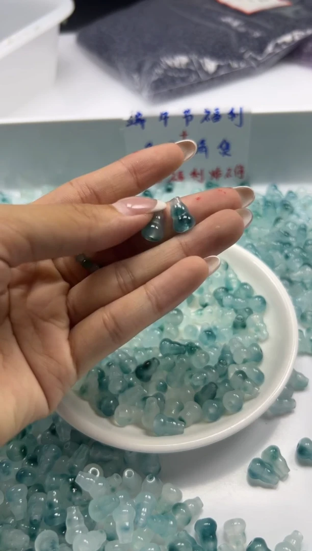 玛瑙/玉髓颈饰未镶嵌w2168蓝水飘花葫芦11*7mm*10