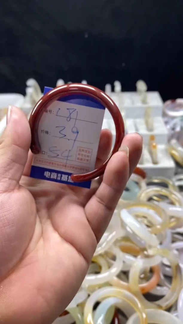 手镯玛瑙/玉髓未镶嵌181