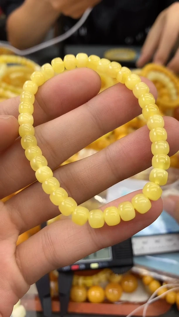 未镶嵌蜜蜡裸石手串