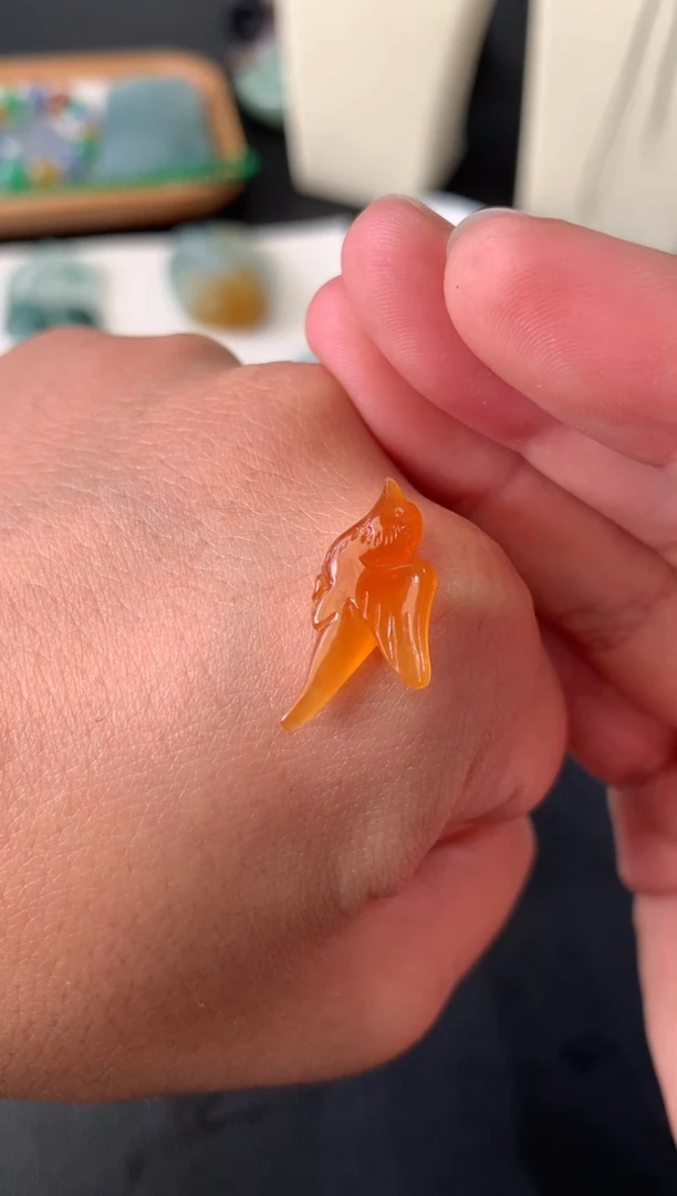 未镶嵌定制翡翠翡翠