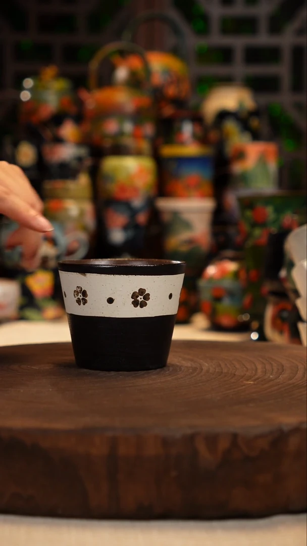 油画   手绘釉下彩