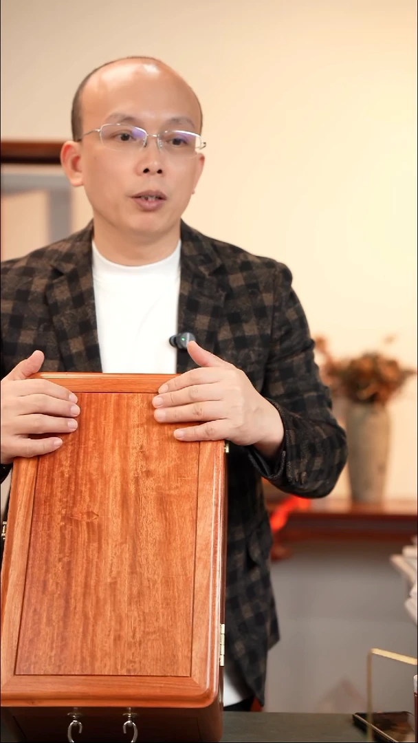 大果紫檀（缅甸花梨）手串/手链缅花独板彩礼箱