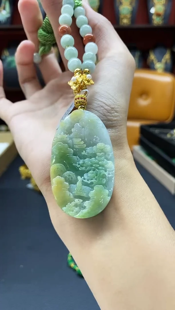 颈饰未镶嵌翡翠吊坠