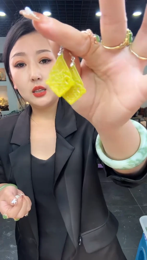 【闪购商品】岫玉耳坠银S925镶嵌菱形耳坠