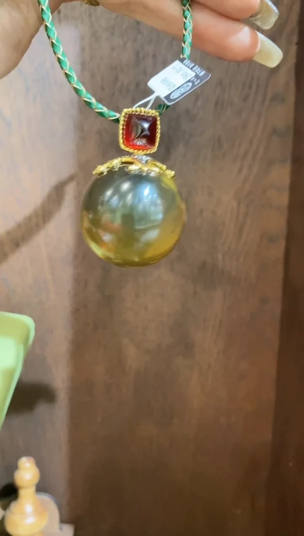 【闪购商品】琥珀颈饰未镶嵌多人