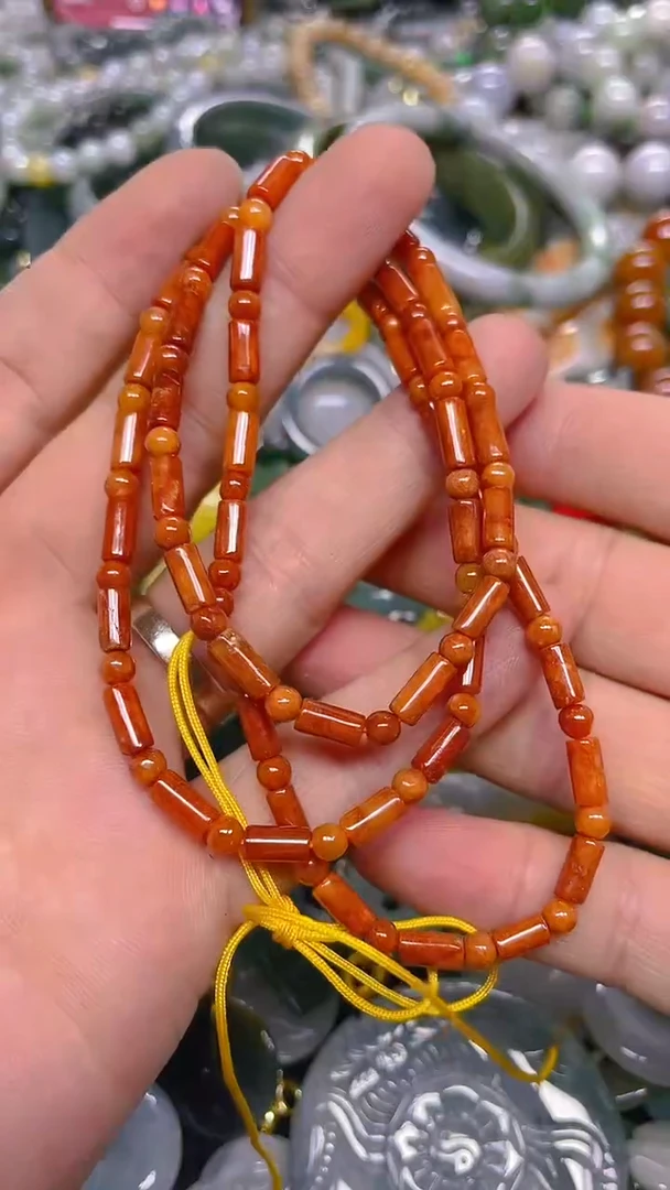 颈饰未镶嵌翡翠4mm/ B /翡翠A货，一件也是批发价