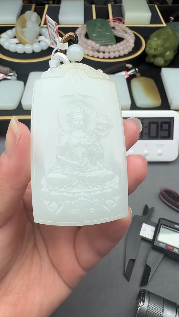 颈饰未镶嵌和田玉4