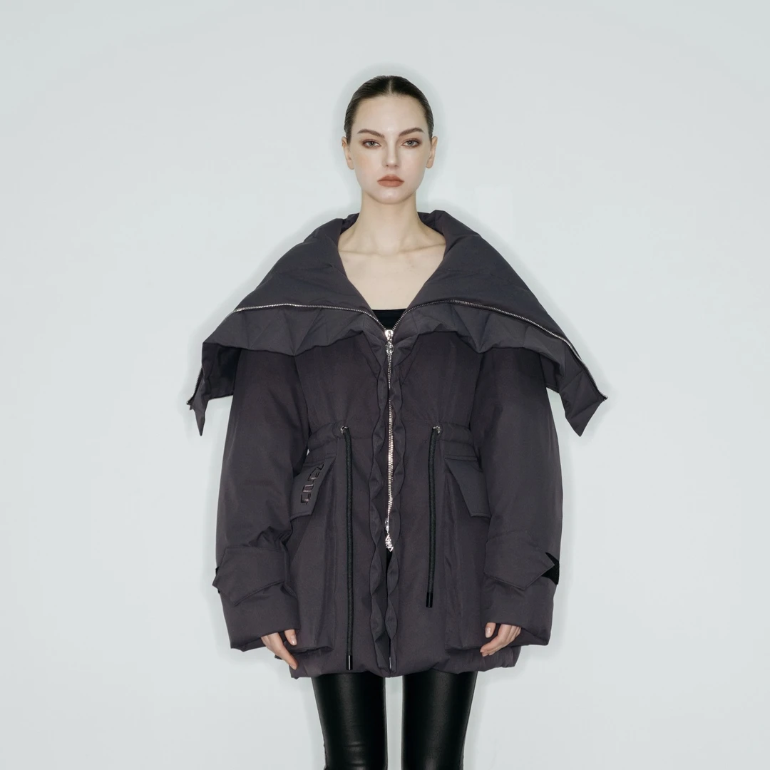 Auuuu/EOEZ短款时尚连帽收腰鹅绒服EZY3083