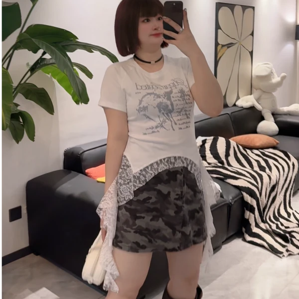 小鑫【辣妹蕾丝】拼接短袖气质百搭修身显瘦不规则上衣+裙子+阔腿裤