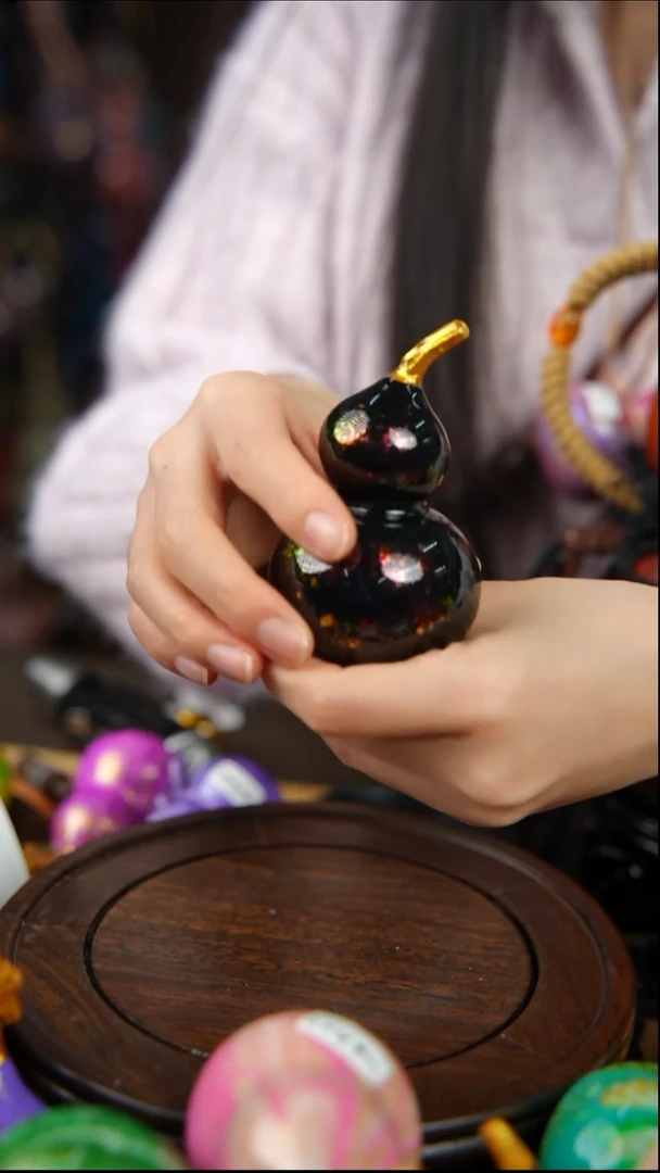 568号漂漆小手捻葫芦