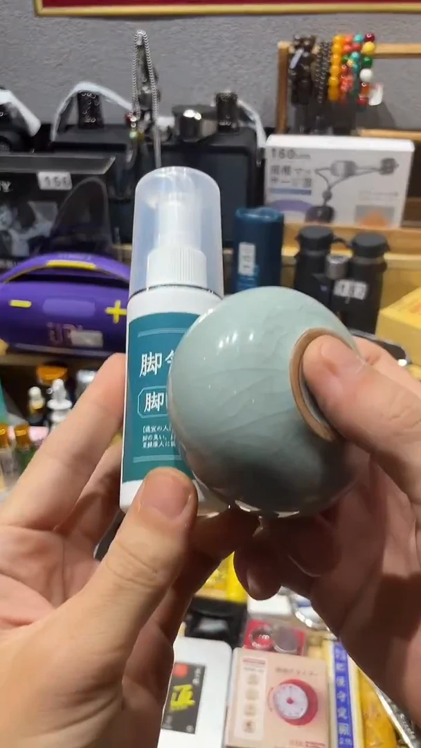 瓷片闪购商品 如图所示