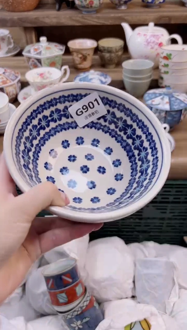 瓷片嫣*          901