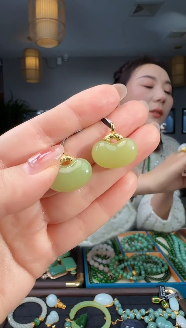 吊坠(不含链)银S925镶嵌和田玉多样性发货拍一发一