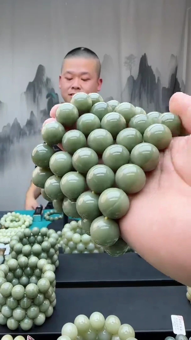 【闪购商品】和田玉颈饰未镶嵌多样性发货拍一发一卡18