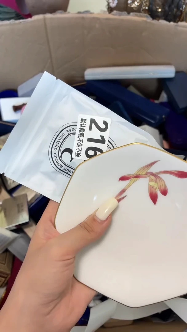 瓷片小**娃好漂亮的瓷器】】】】】】