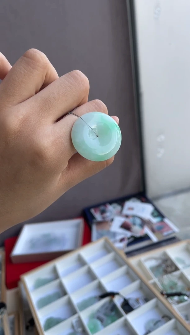 吊坠(不含链)未镶嵌翡翠天然缅甸A货翡翠