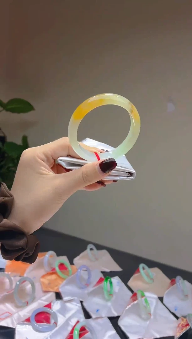 未镶嵌手镯翡翠天然缅甸A货翡翠手镯