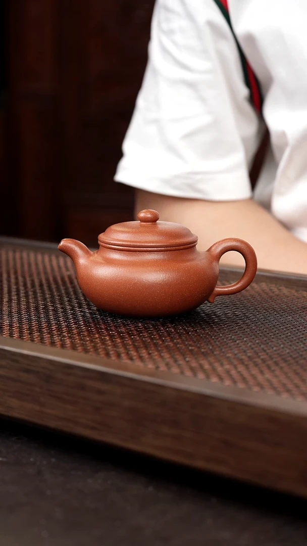 茶壶紫砂红降坡仿古【带矿标证书】