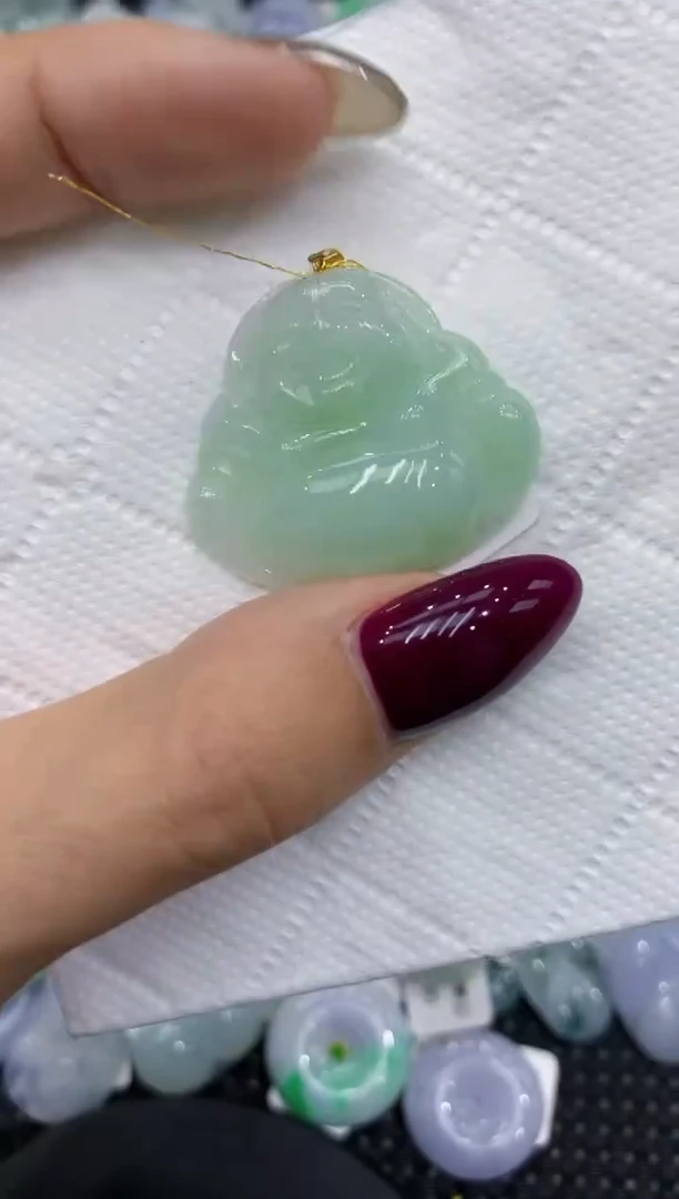 翡翠18K金镶嵌颈饰111111111111