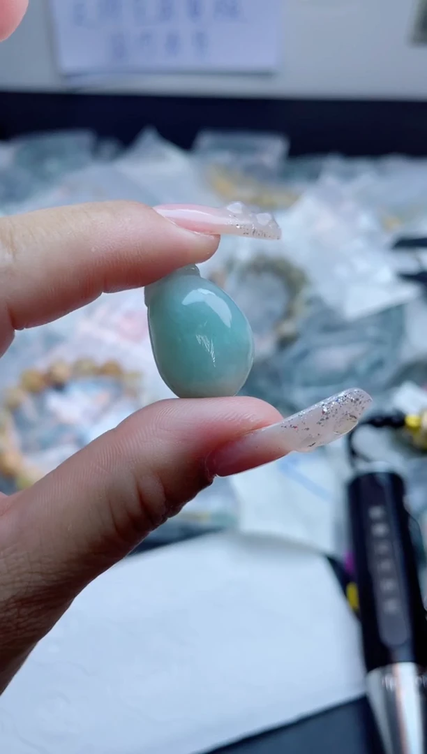 翡翠戒指未镶嵌挂件