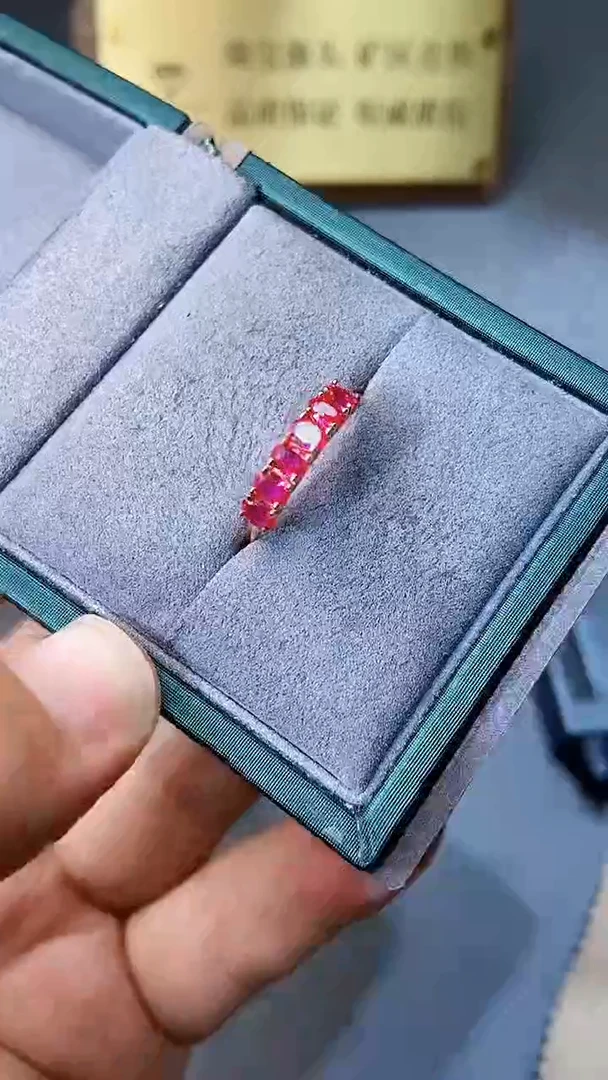 【闪购商品】红宝石戒指银S925镶嵌354