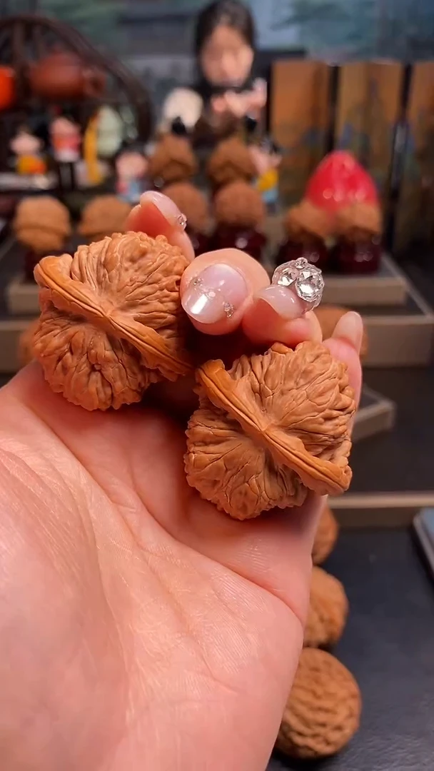 【闪购商品】文玩核桃吊坠K489四座楼37