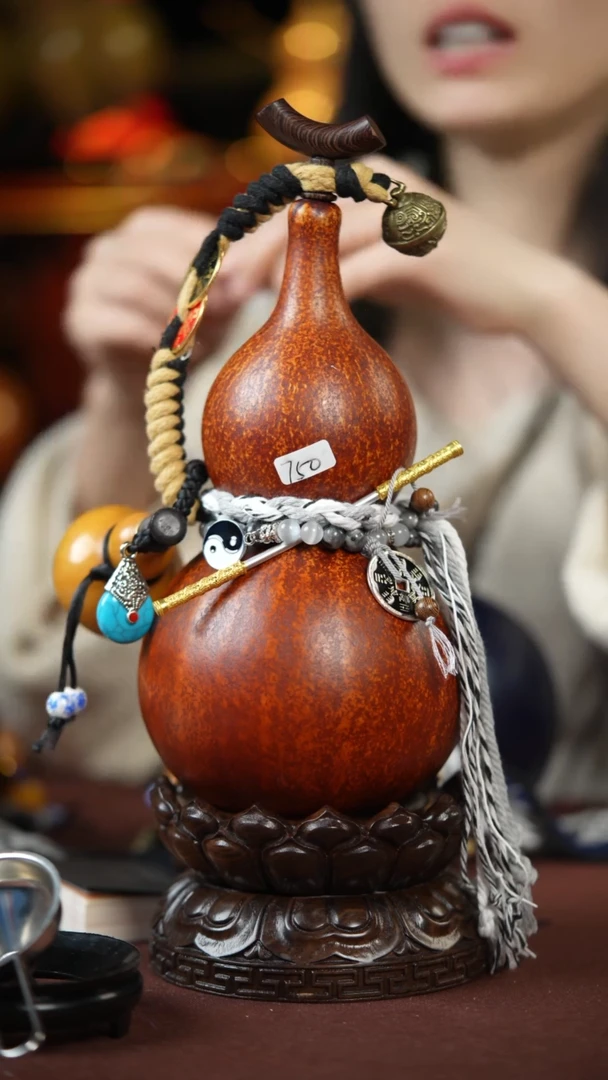 【闪购商品】518号750ml左右的非遗漆器酒葫芦