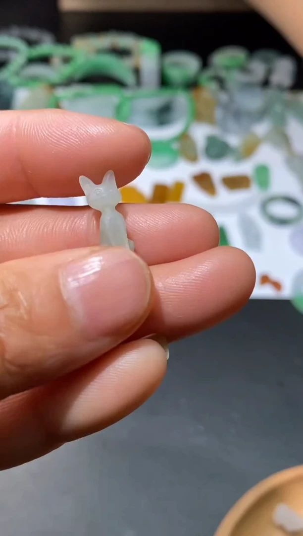 【闪购商品】定制翡翠未镶嵌翡翠毛货~