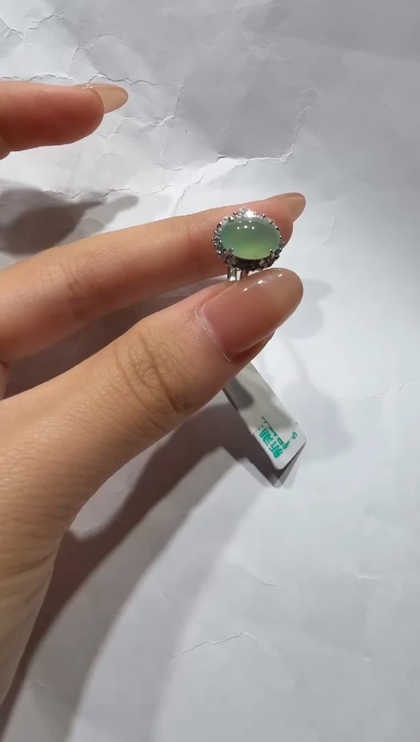 银S925镶嵌戒指翡翠925银镶缅甸A货翡翠戒指