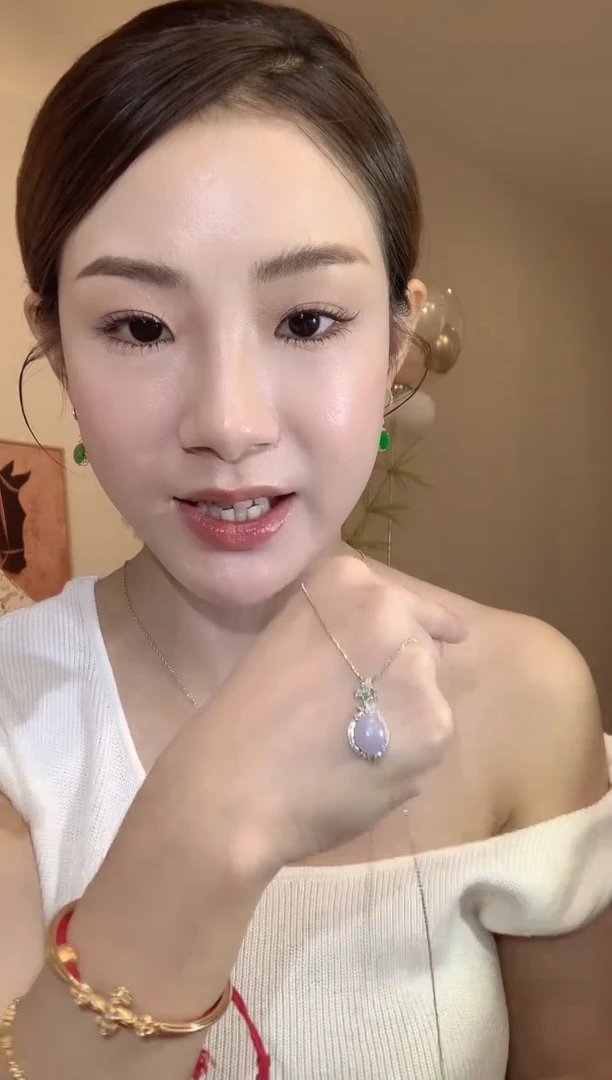 吊坠(不含链)18K金镶嵌翡翠A2