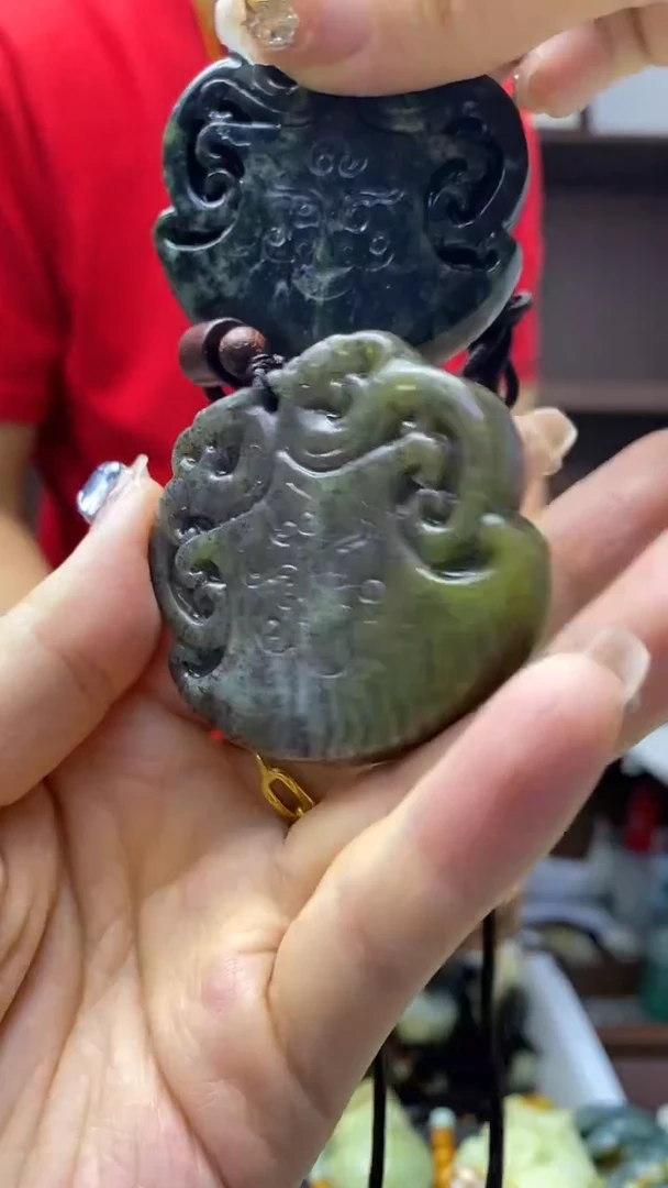 未镶嵌岫玉挂件