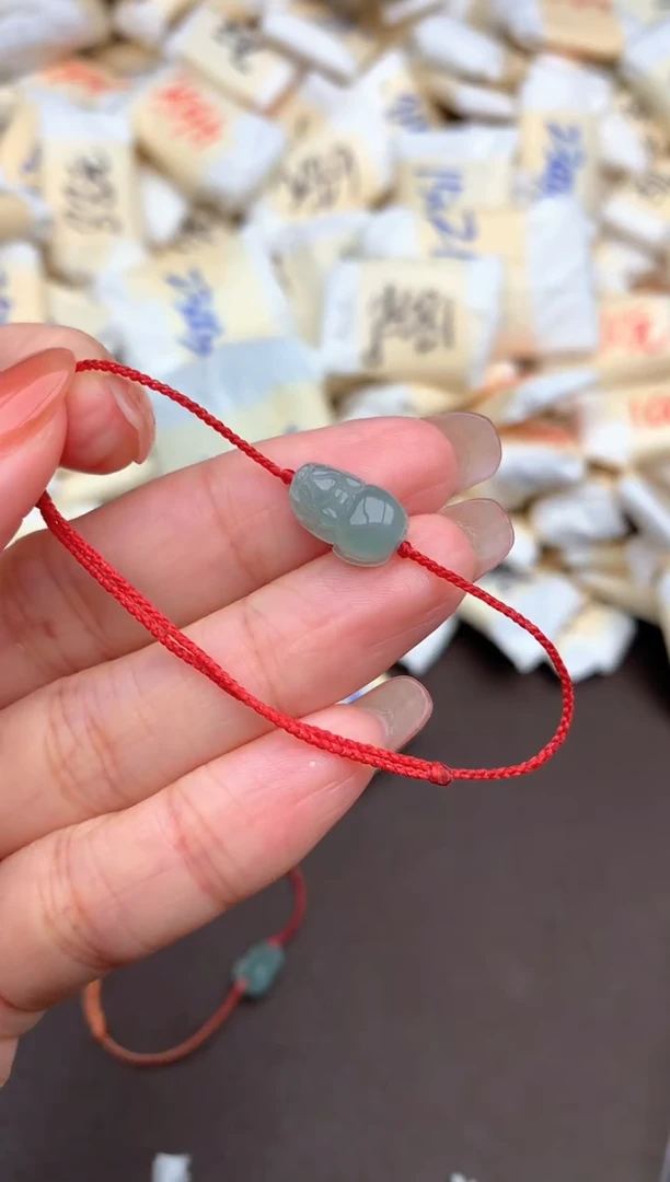 未镶嵌挂件翡翠多样性发货（发一个）