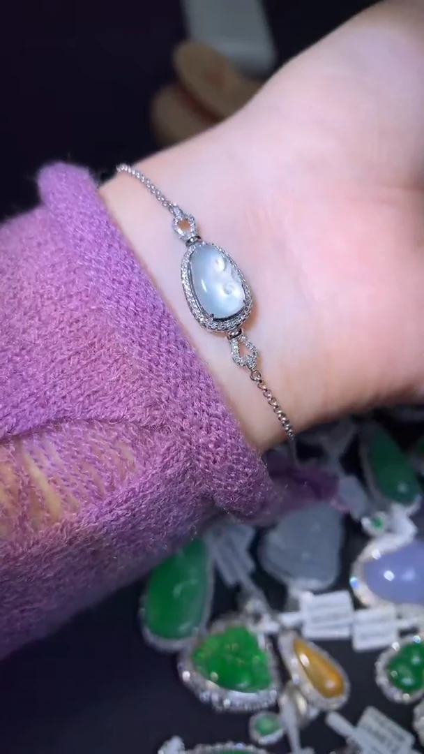 吊坠(不含链)18K金镶嵌翡翠手链