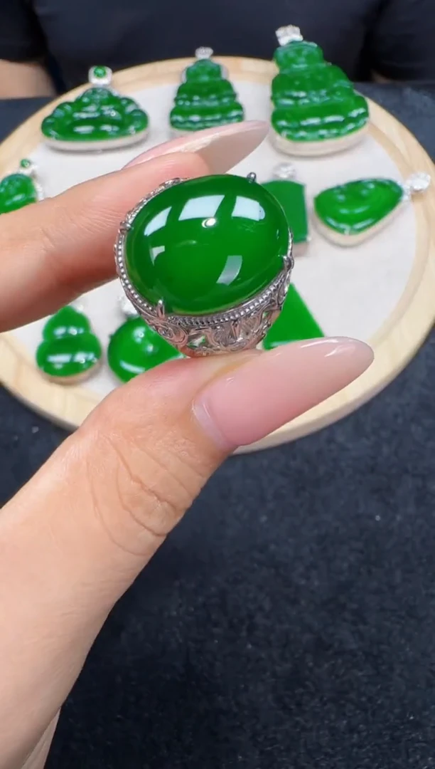 未镶嵌定制翡翠翡翠戒指242