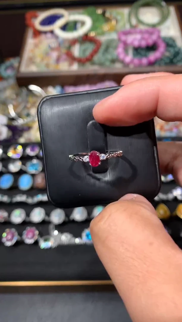 未镶嵌戒指红宝石K02