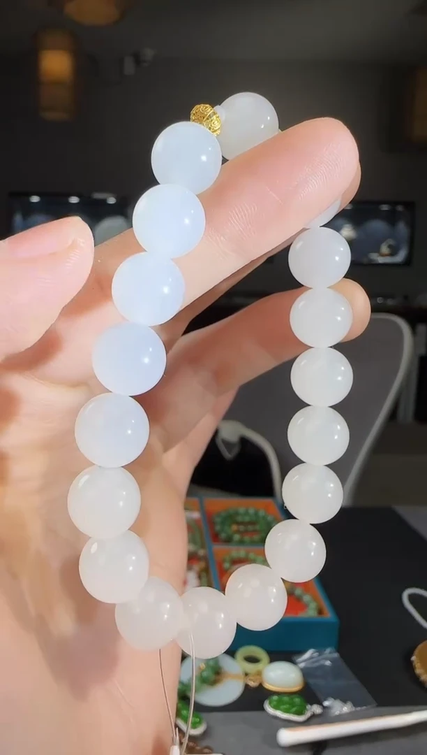 手链未镶嵌和田玉1