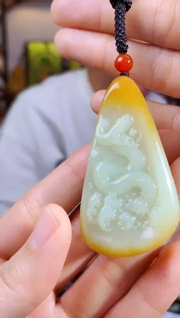 【闪购商品】和田玉颈饰未镶嵌1