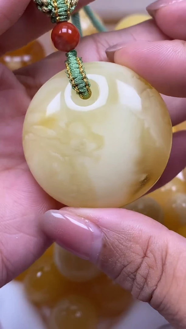 蜜蜡未镶嵌珠宝奇石原矿蜜蜡吊坠