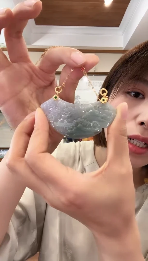 翡翠未镶嵌颈饰国风