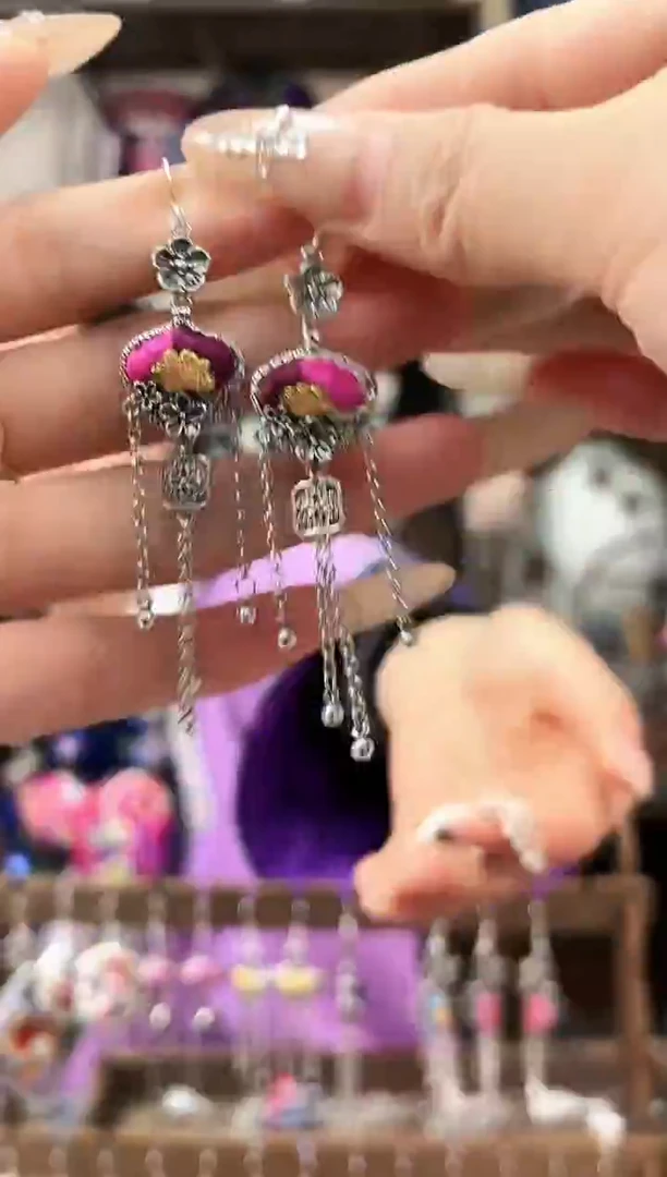 织绣民族风非遗老绣苗银饰品892