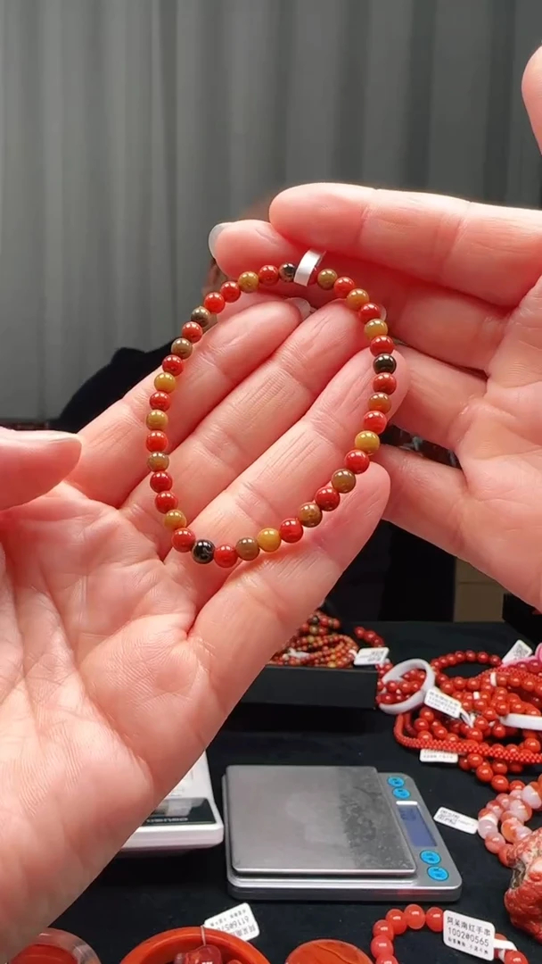 未镶嵌多样性发一件南红玛瑙4mm包浆圆珠手串