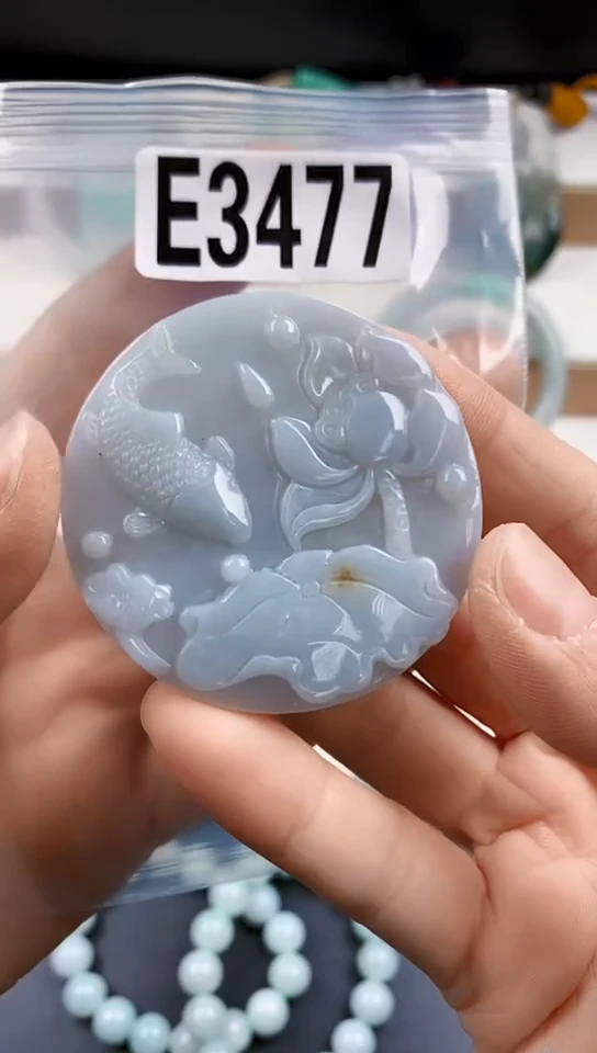 颈饰未镶嵌翡翠天然翡翠吊坠挂件