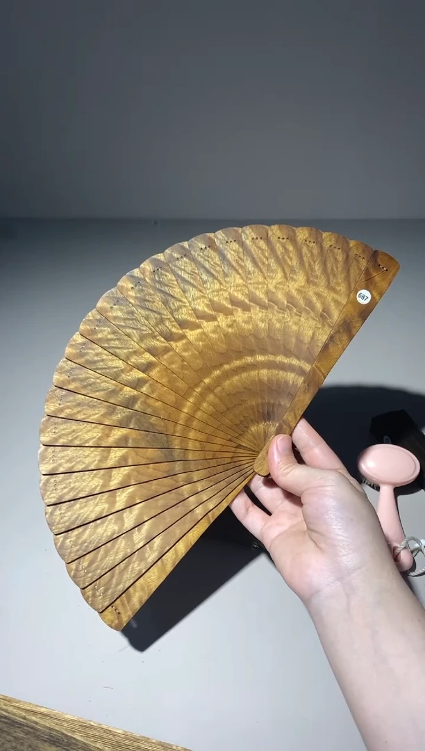 金丝楠注**功18cm金丝楠木小叶桢楠扇687