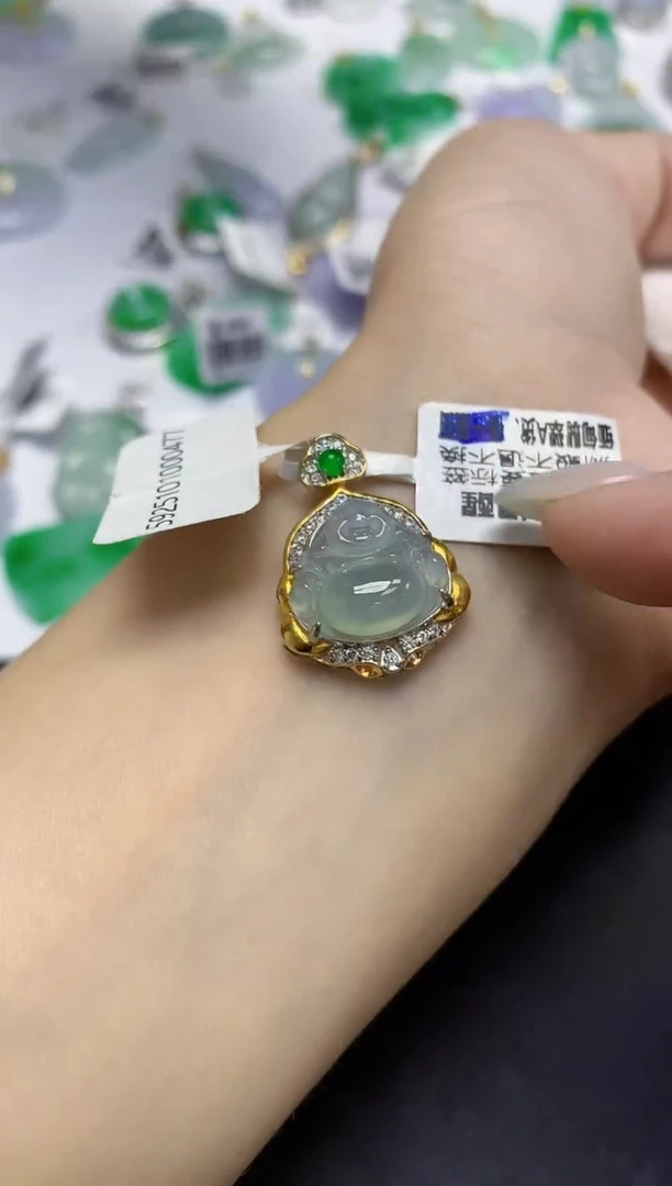 颈饰未镶嵌翡翠天然缅甸翡翠A货百元以上9元证书费自理