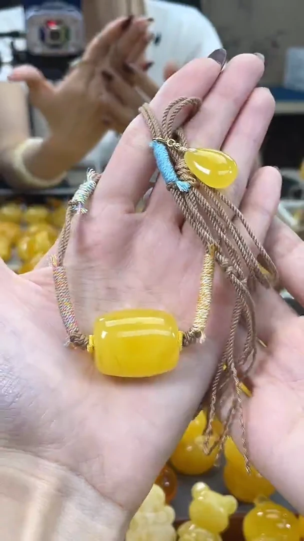 裸石琥珀未镶嵌j12