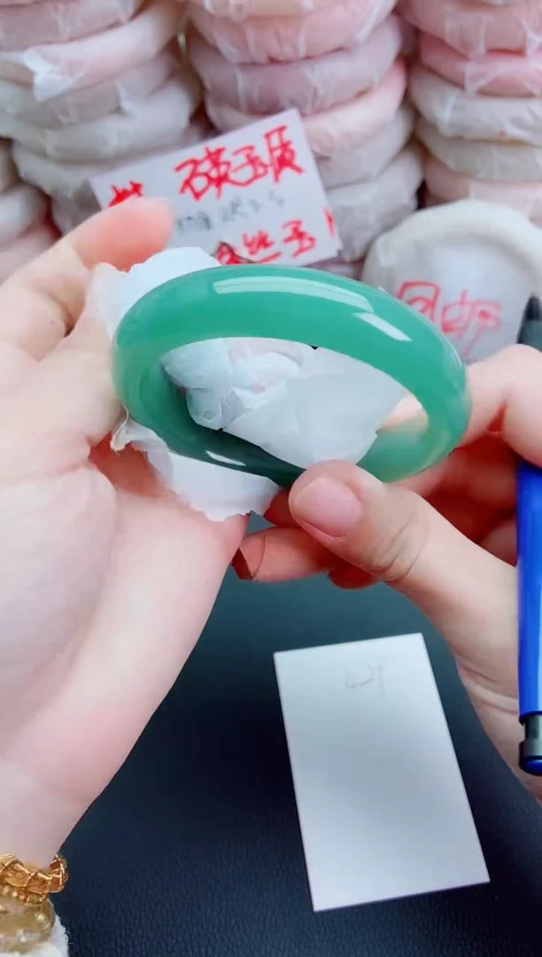 【闪购商品】石英质玉手镯未镶嵌k29-58-59