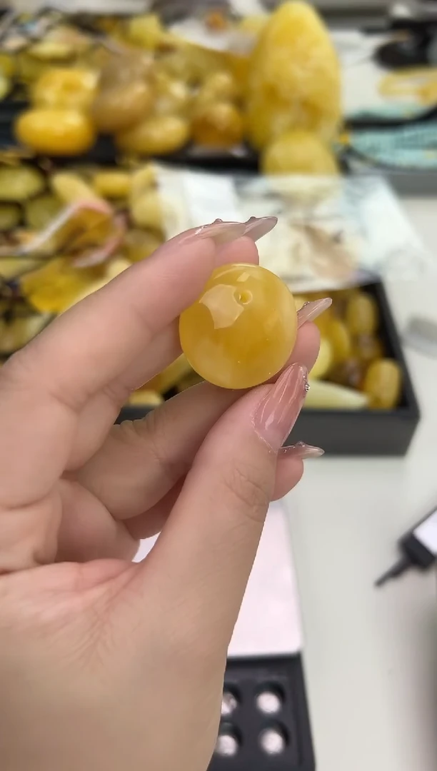 裸石琥珀未镶嵌琥珀蜜蜡吊坠
