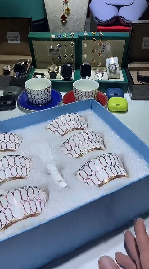 瓷片生活的本意就是开心@@1