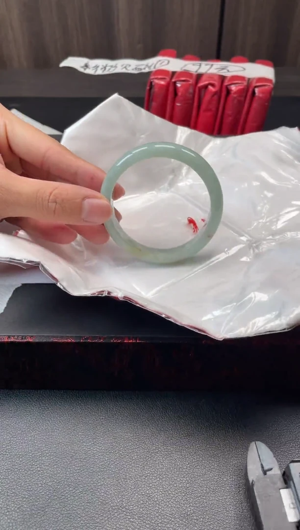 未镶嵌手镯翡翠995